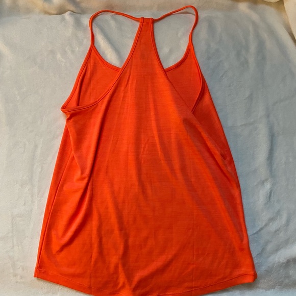 Under Armour Tank Top - Picture 2 of 2